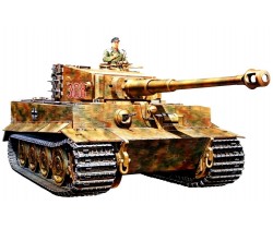 Model of Tiger I (Late Version) by Tamiya 35146