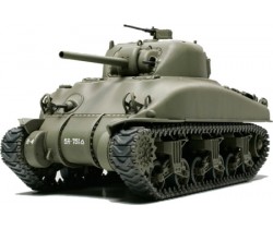 Model of M4A1 Sherman in 1/48 scale by Tamiya 32523
