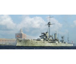Battleship HMS Dreadnought 1918 - Trumpeter 06706