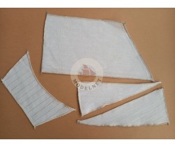 Sails set for model of Yacht Mary - Dusek MV28