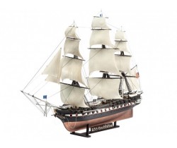 Model of USS Constitution made by Revell 65472
