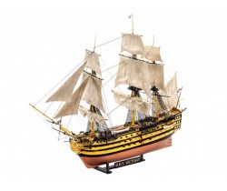 Model of HMS Victory with paints by Revell 65408