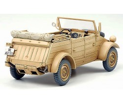 Model of Kubelwagen type 82 car by Tamiya 32501
