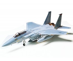 Model samolotu do sklejania F-15C Eagle firmy Tamiya 61029