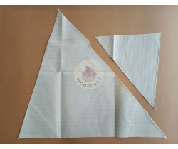 Sails set for model of La Real - Dusek D015