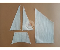 Sails set for model of Dutch Statenjacht - Dusek D023