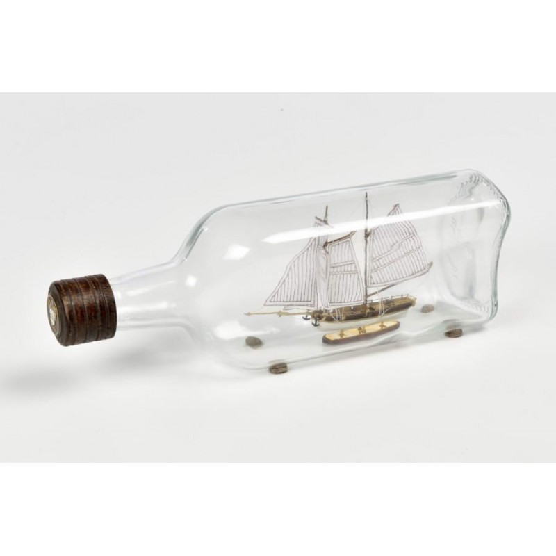 Hannah 1755 - ship in a bottle - Amati 1355