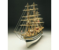 Drewniany model statku Amerigo Vespucci firmy Mantua Model 741