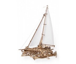 Drewniany model mechaniczny trimaranu firmy Ugears 70059